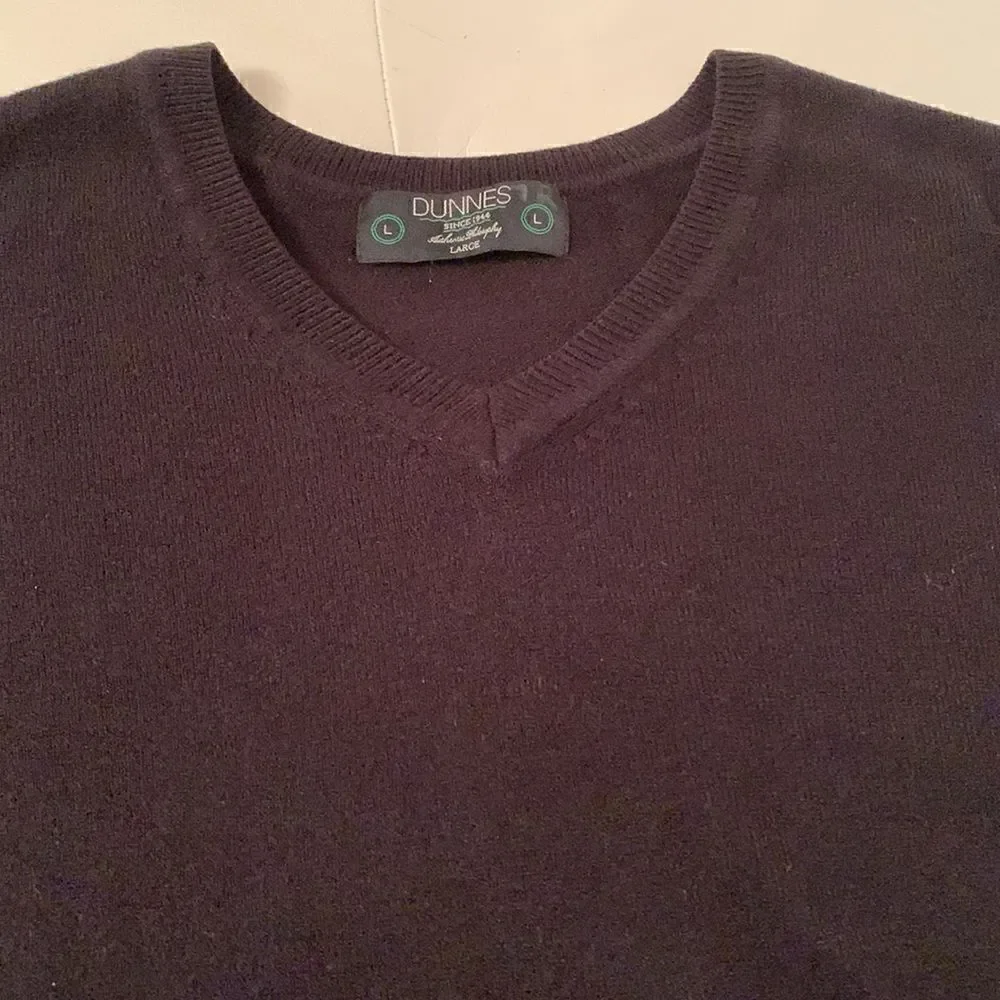 Dunnes Authentic Philosophy V- neck Sweater Men’s Size L